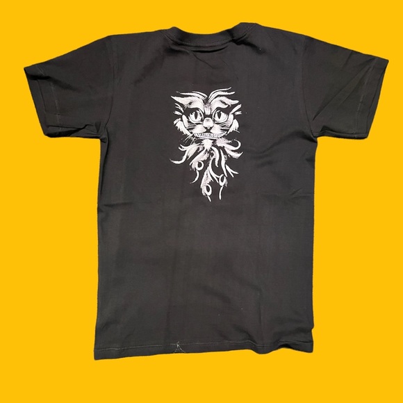 The Cheshire Cat graphic Tshirt ! - Picture 2 of 4